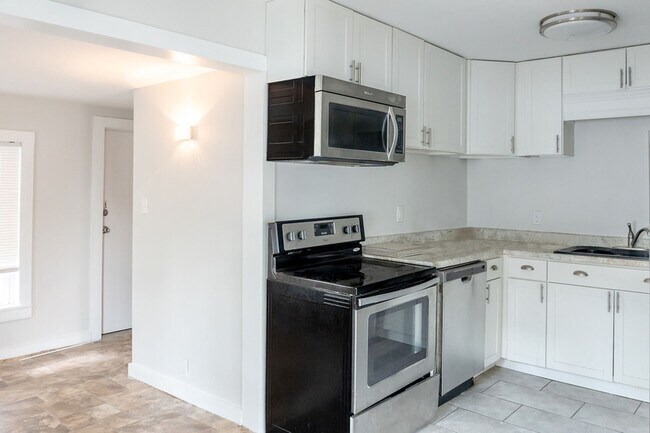 Building Photo - Hayden Road - 412