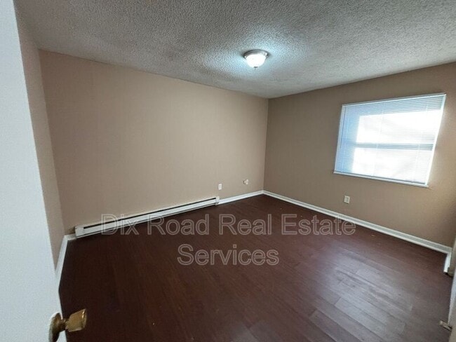 Building Photo - 3004 Finley St