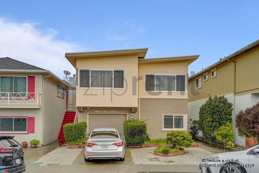 Primary Photo - 2 Ocean Grove Ave