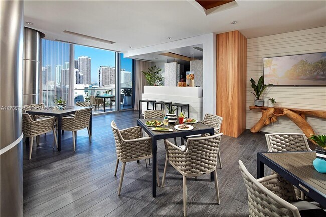 Building Photo - 1100 Biscayne Blvd