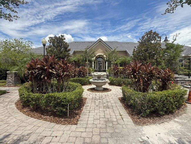 Building Photo - 14226 Fredricksburg Dr