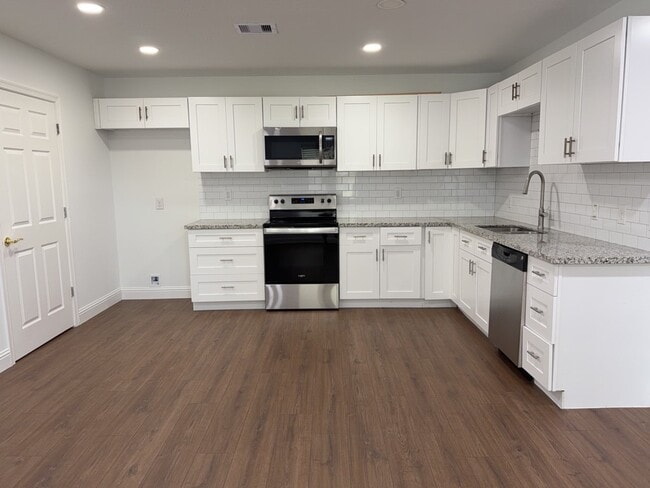 Building Photo - 3635 Wyoming St