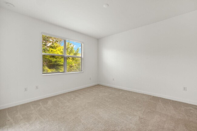 Building Photo - 9077 Leatherwood Loop