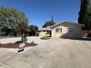 Building Photo - Newly remodeled home on Laurel