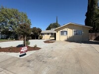 Building Photo - Newly remodeled home on Laurel