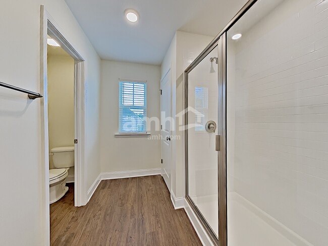 Building Photo - 175 Havenbrook Dr