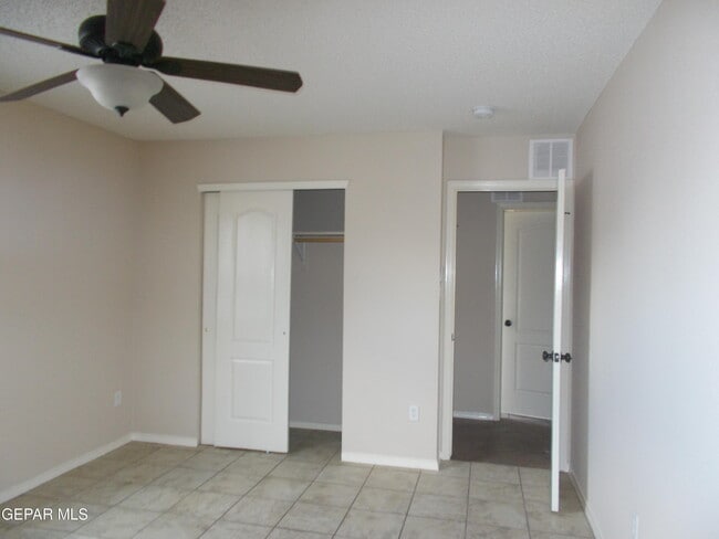 Building Photo - 749 Desert Sage Dr