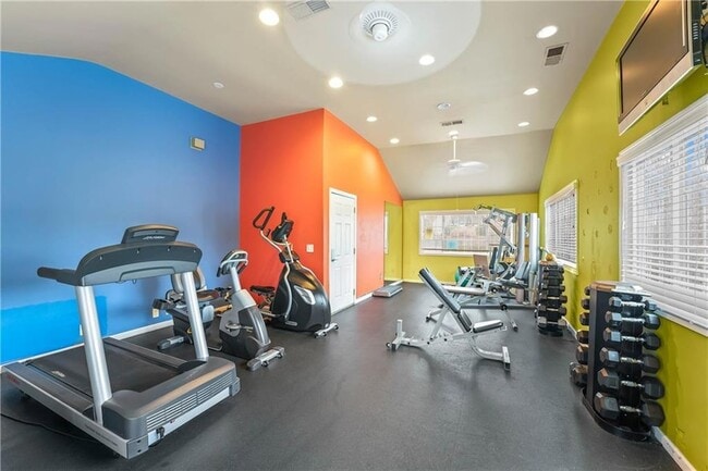 Building Photo - 1468 Briarwood Rd NE