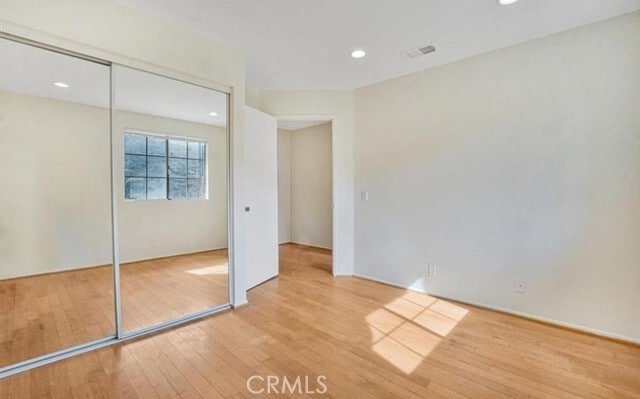 Building Photo - 6011 E Queens Dr