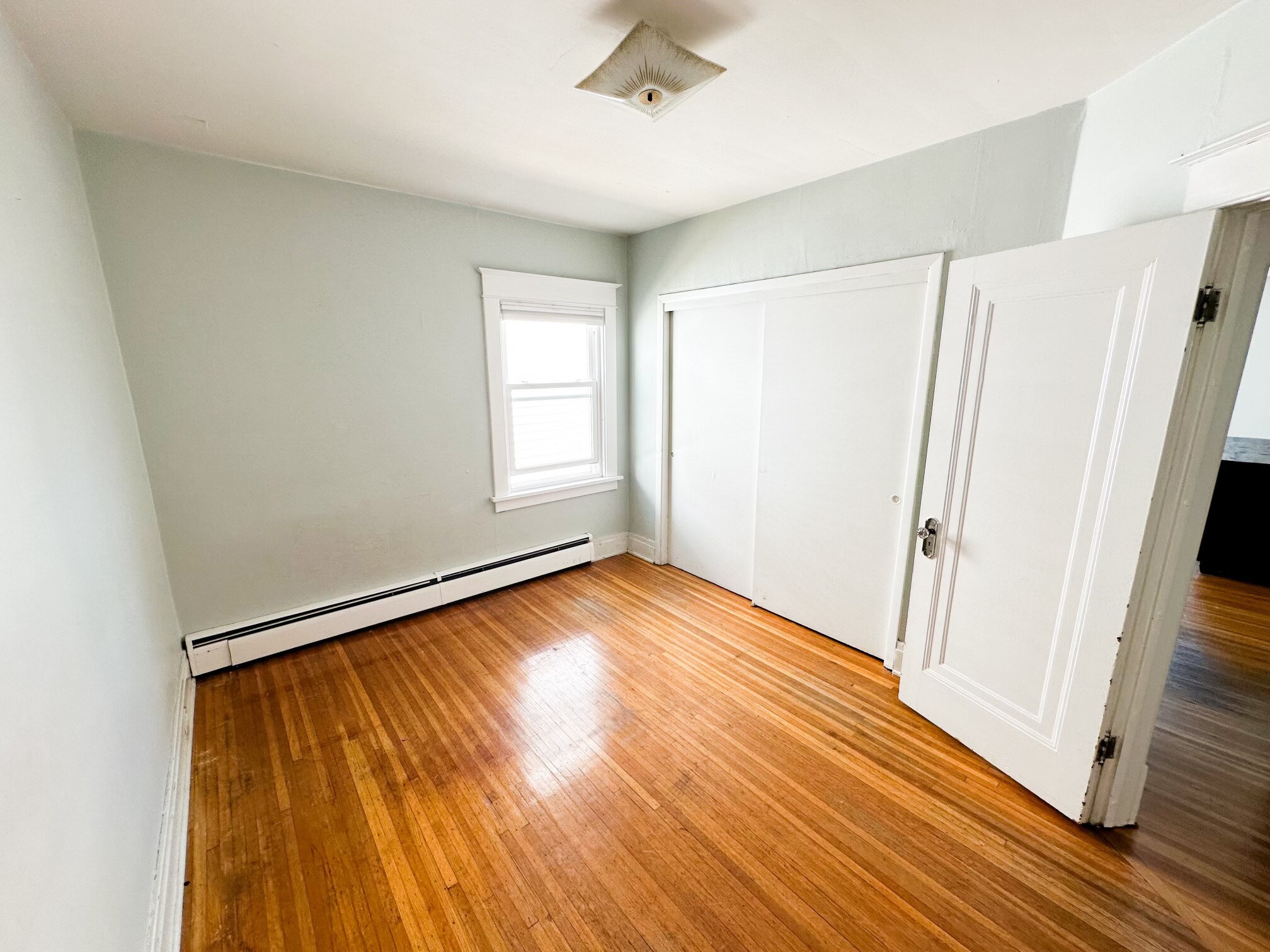 2nd bedroom - 299 Wellington Rd