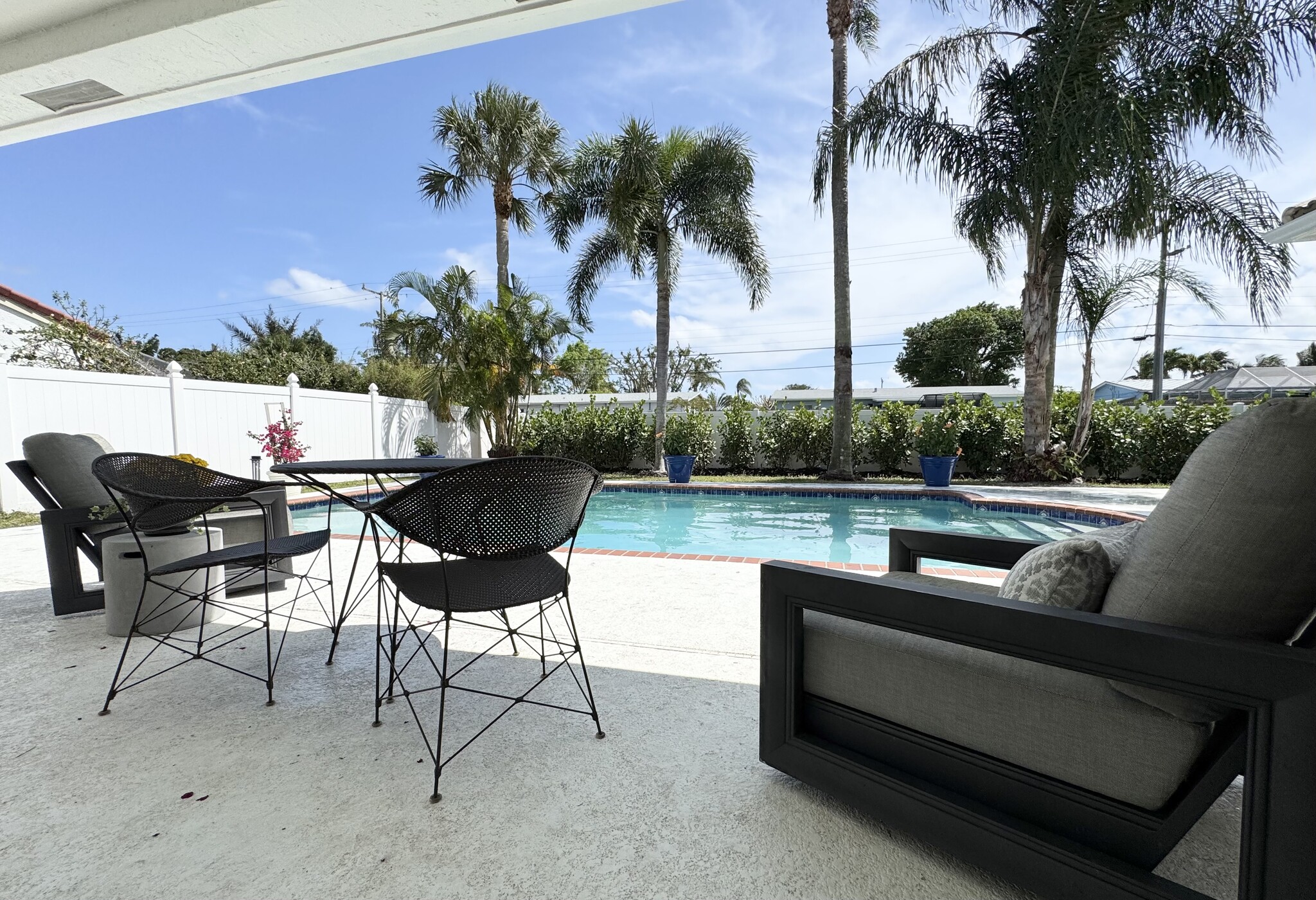 Building Photo - 10263 Allamanda Cir
