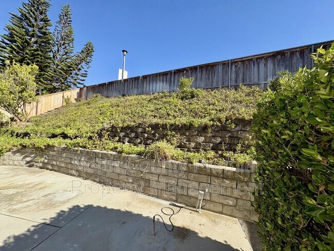 Building Photo - 3115 Madera Ct