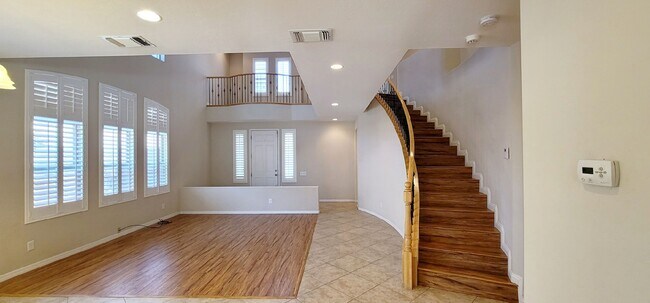 Building Photo - 2617 Vendange Pl