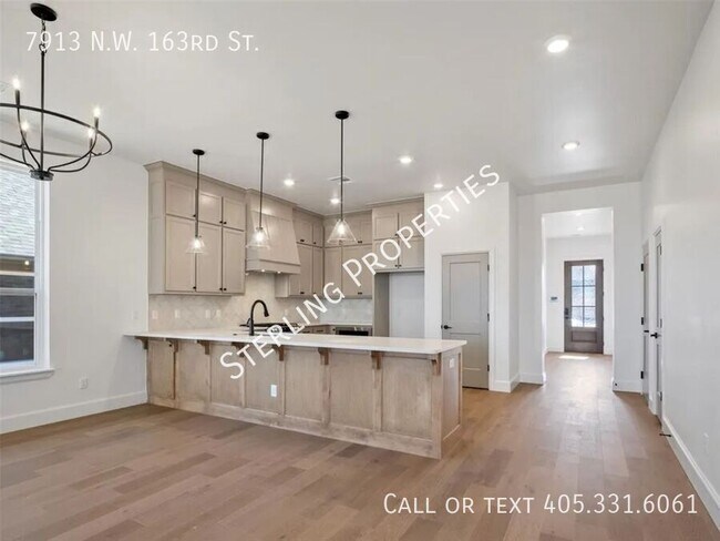 Building Photo - 7913 NW 163rd St