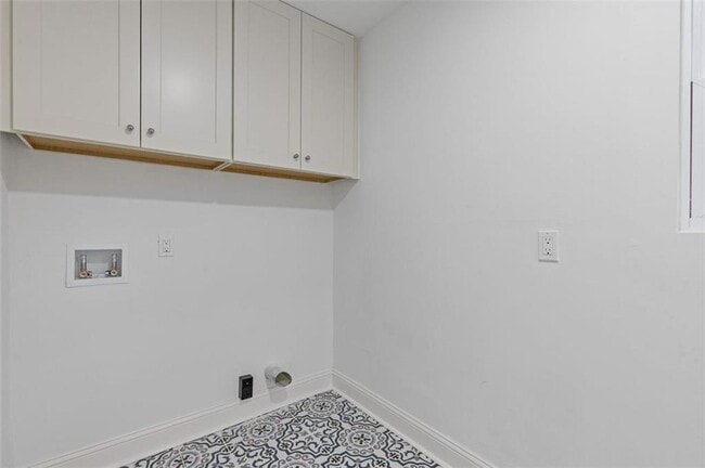 Building Photo - 2856 Bay Leaf Dr SE