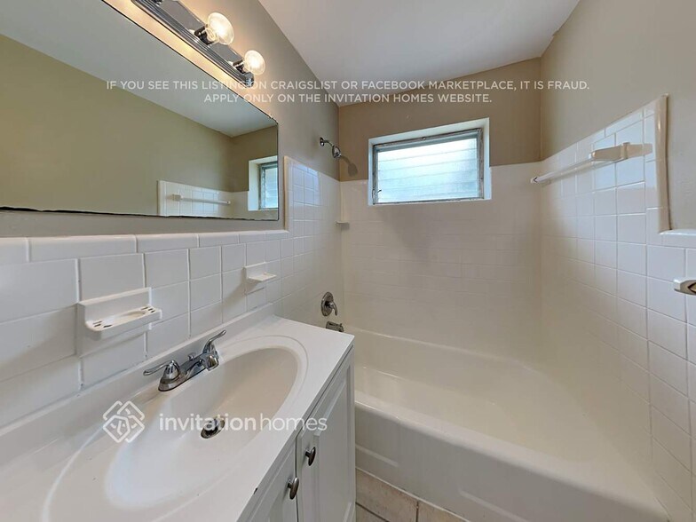 Building Photo - 1353 NW 62nd Way