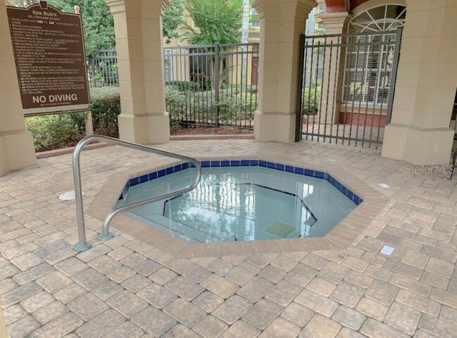 Building Photo - 841 Grand Regency Pointe