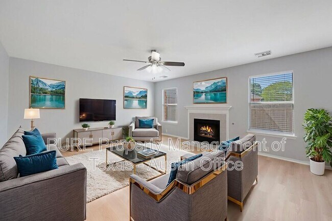 Building Photo - 906 Low Brim Cove