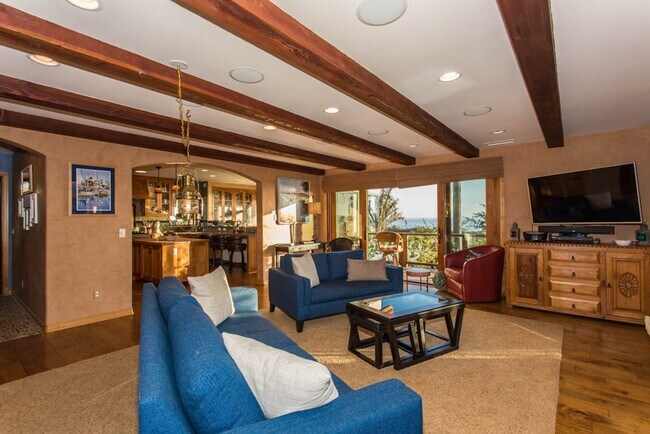 Building Photo - Stunning and unique custom home in Cardiff...