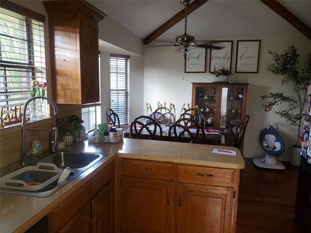 Building Photo - 804 Sandy Creek Dr