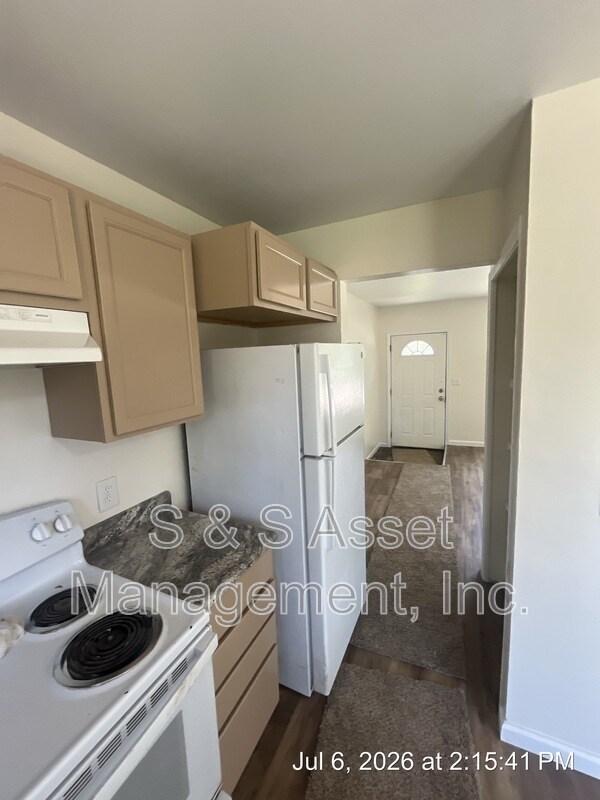 Building Photo - 3324 Danbury Crossroad St