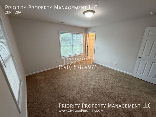 Building Photo - 3039 Locust Grv Ct