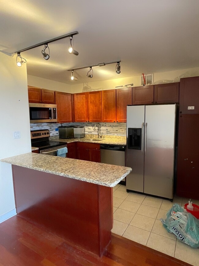 Building Photo - 655 W Irving Park Rd