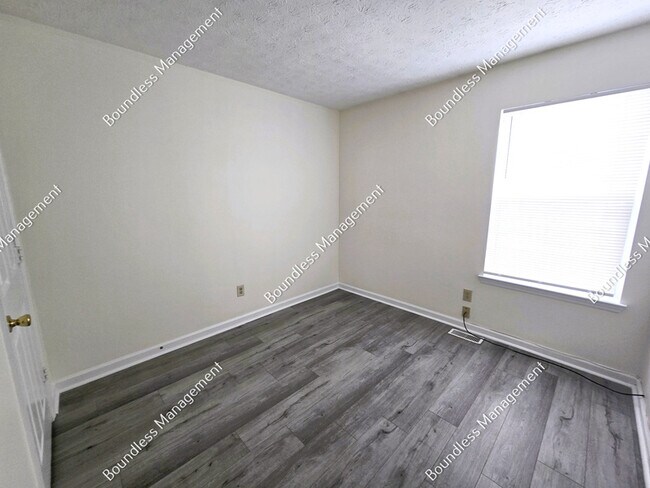 Building Photo - 7064 Grinder Ct