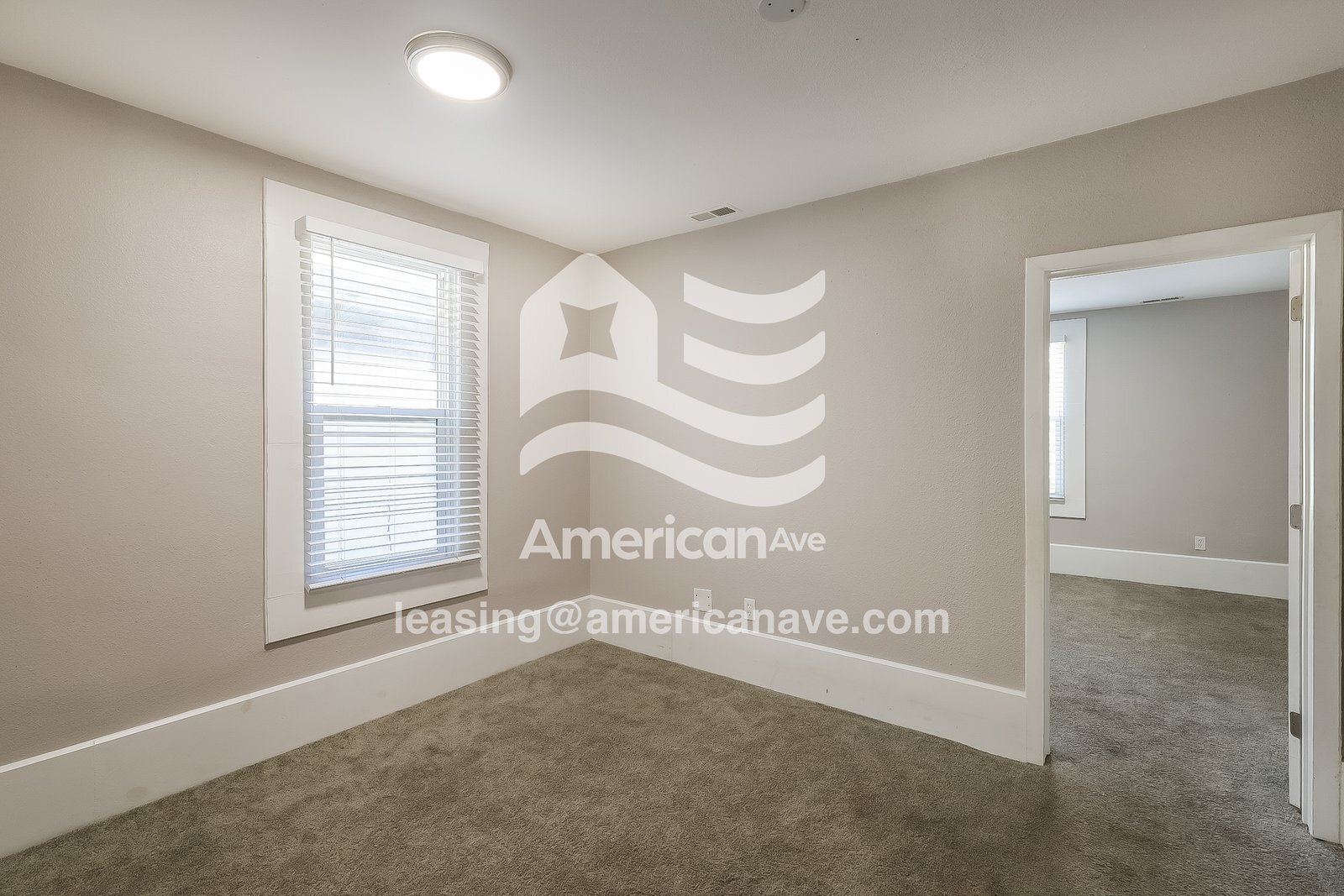 Building Photo - 1102 N Tacoma Ave