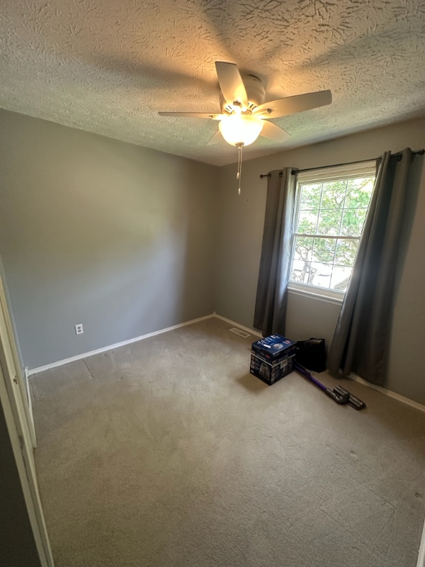 Building Photo - 253 Overleaf Dr