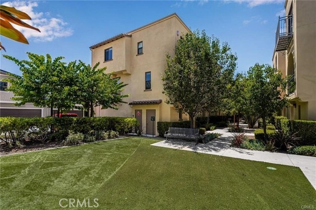 Building Photo - 817 S Anaheim Blvd