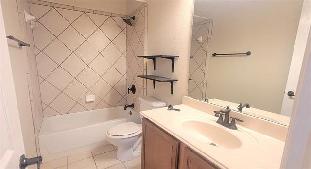 Building Photo - 1220 Cloverhill Ln