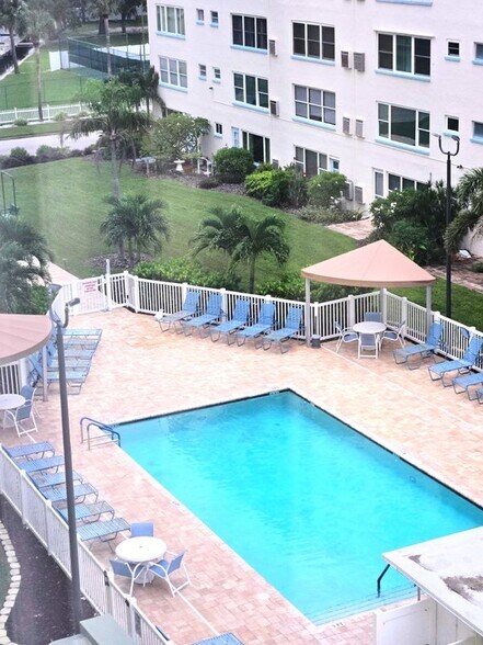 Building Photo - 2960 59th St S