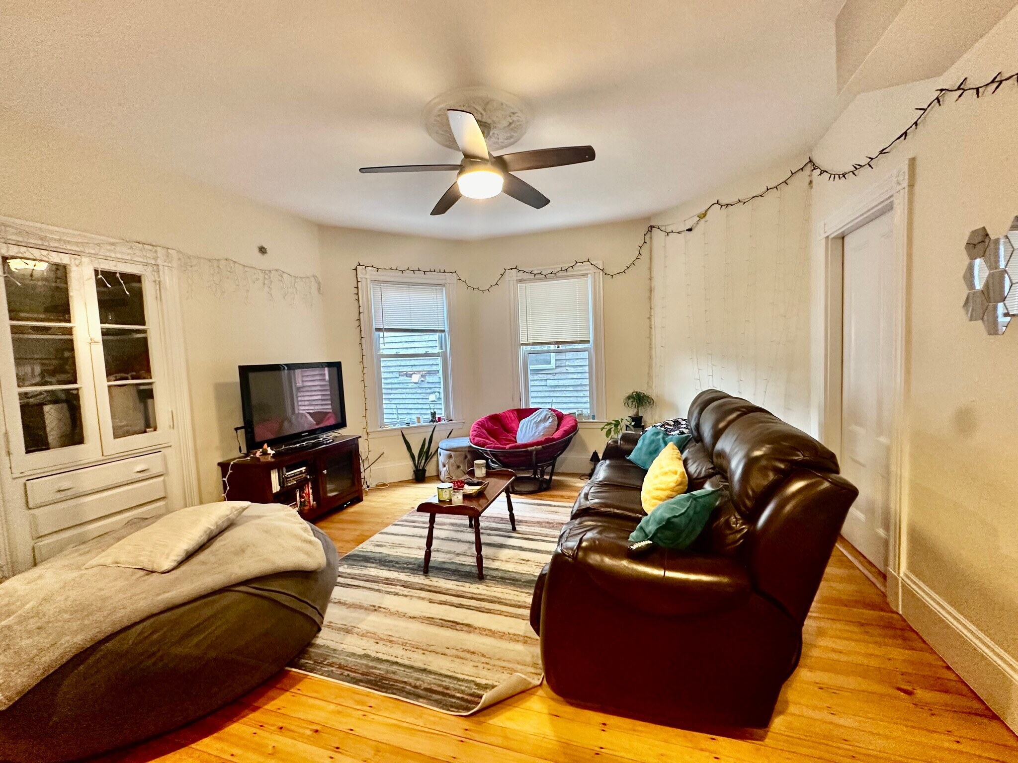 Building Photo - 5 Sachem St