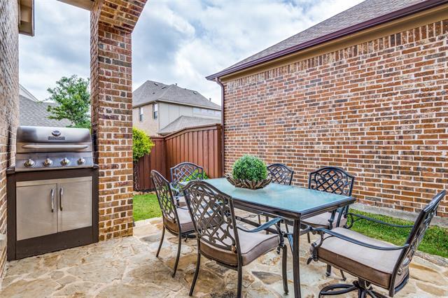 Building Photo - 8237 Inverness