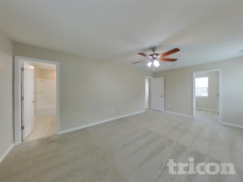 Building Photo - 2904 Cherry Point Ln