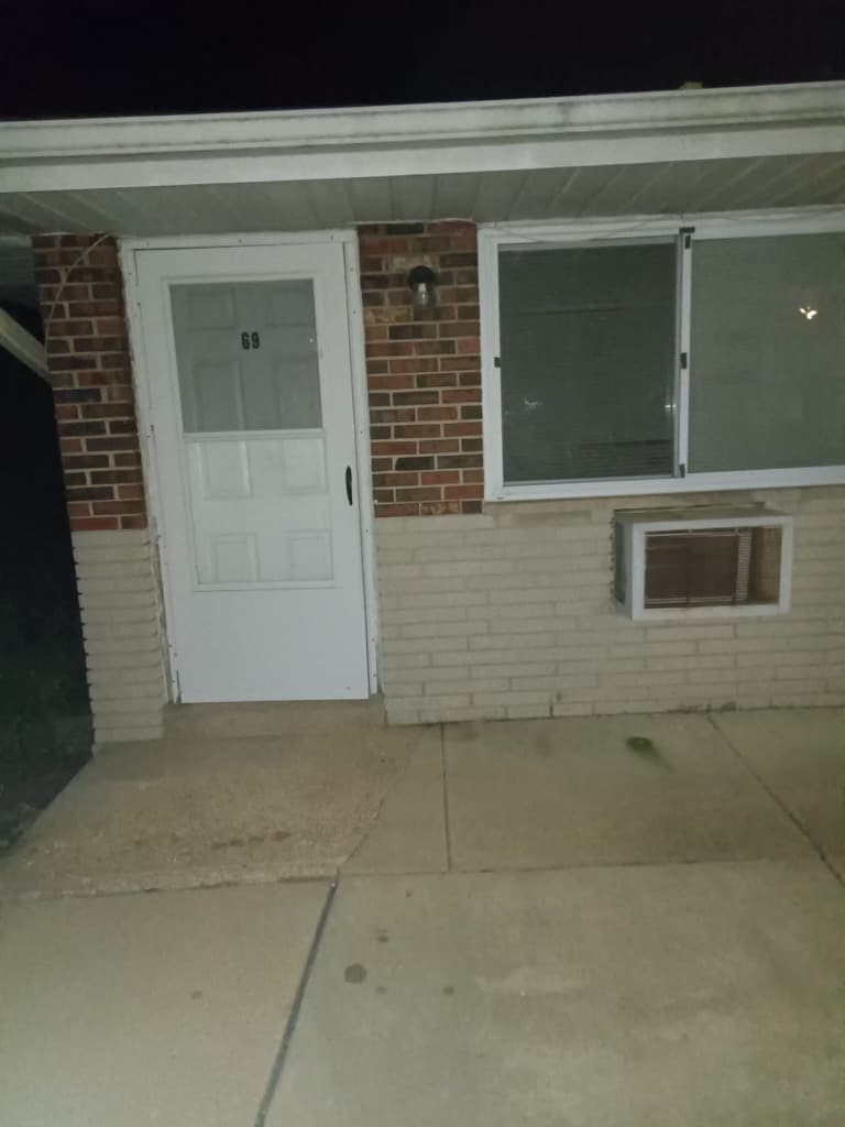 Building Photo - 5808 Stieren Dr