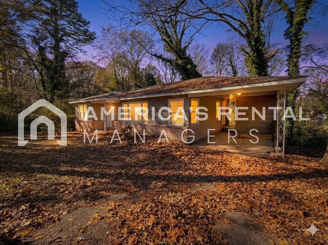 Building Photo - Half-Month Off Move-in Special! Cozy & Convenient 3-Bedroom Home for Rent! SECTION 8 FREINDLY!