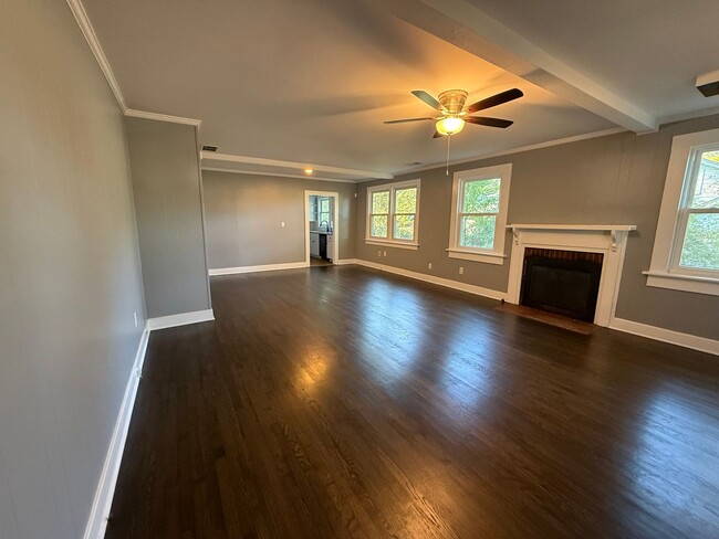 Building Photo - Charming Remodeled 3/2 in Rome, GA