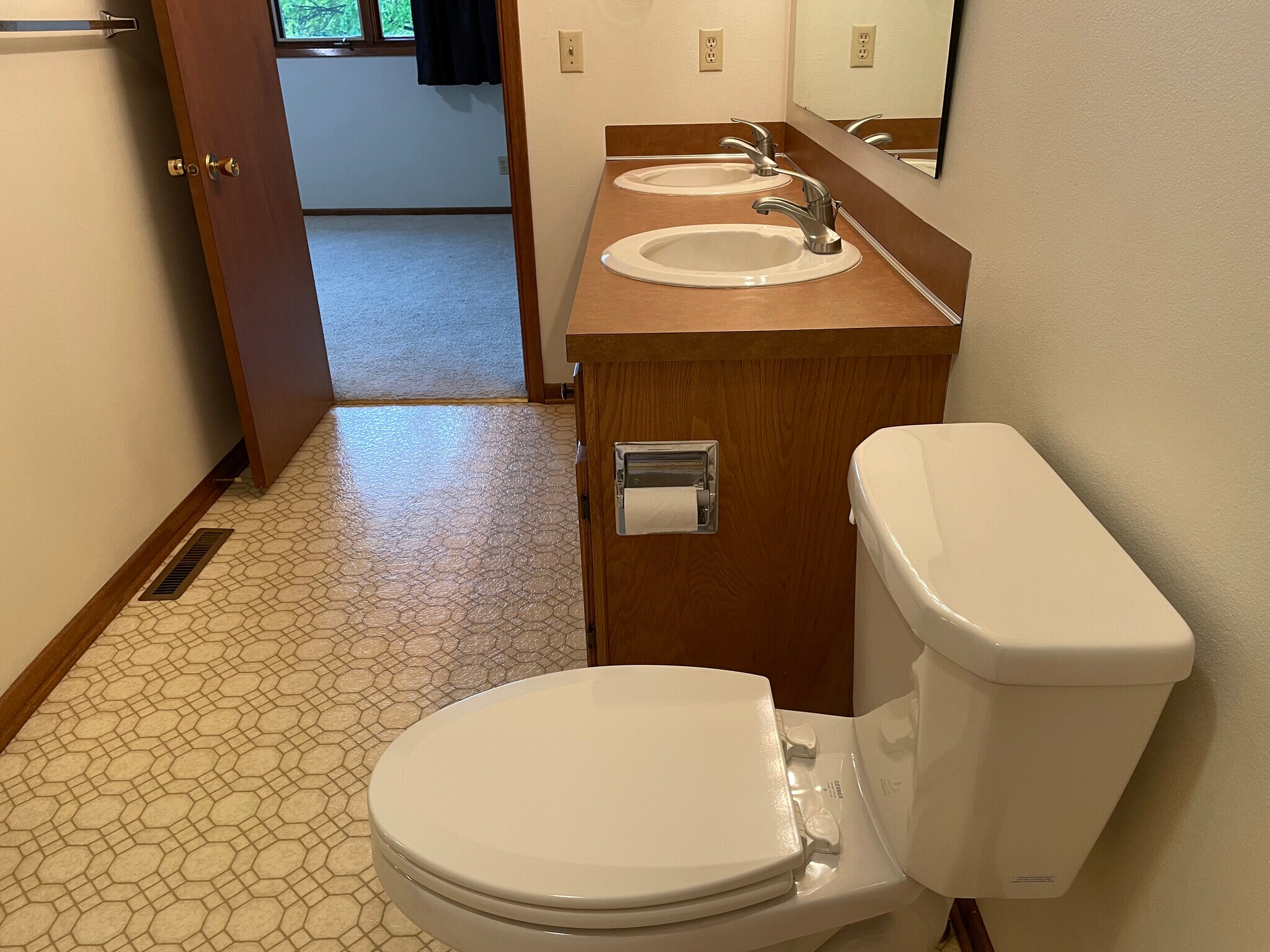 Bathroom - 1505 Little Bluestem Ct