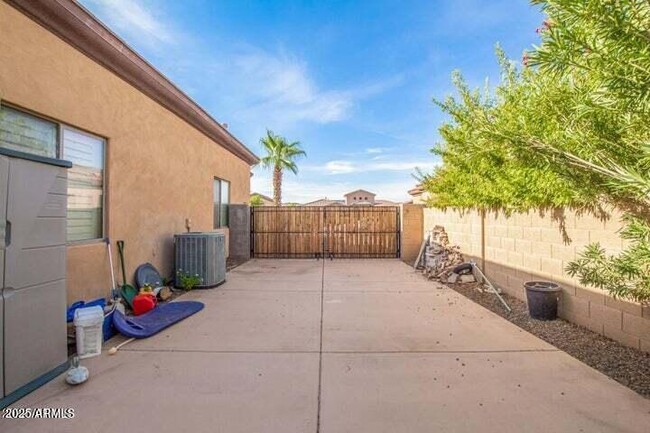 Building Photo - 18029 W San Miguel Ave