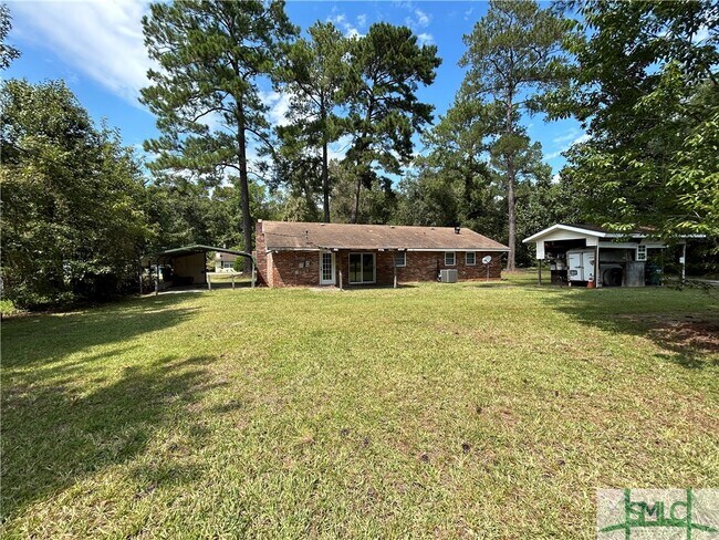 Building Photo - 120 Middleton Dr