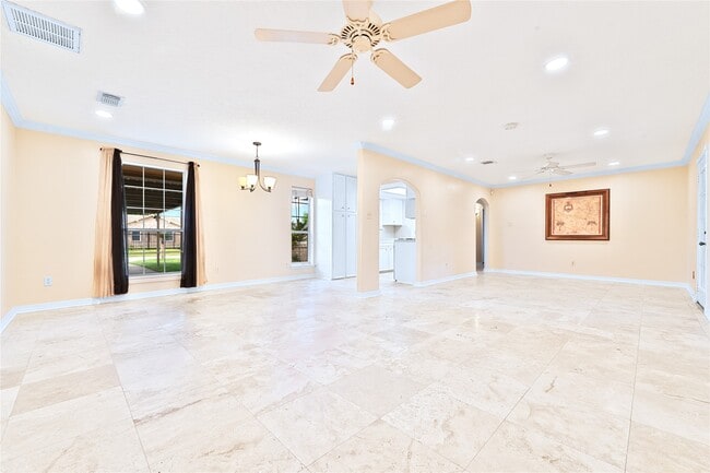 Building Photo - 4214 Monitor St