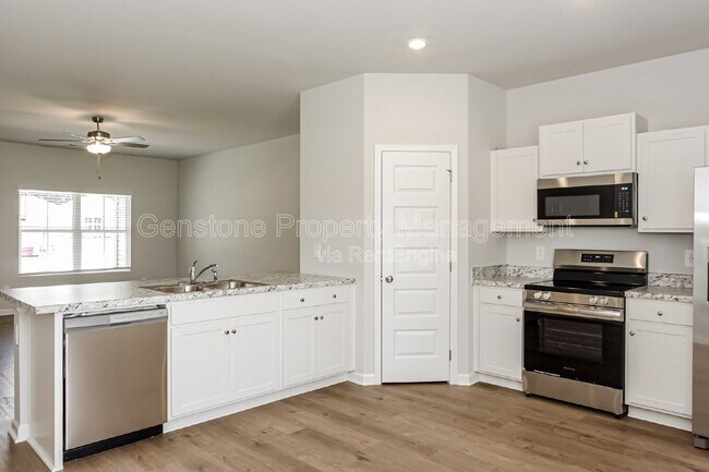 Building Photo - 306 Spanish Moss Ct