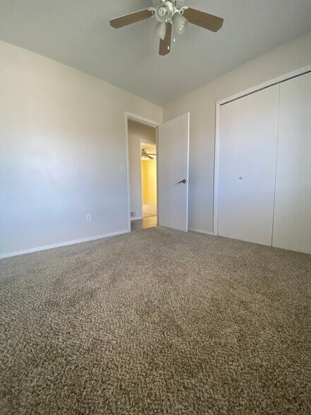 Building Photo - 325 Catalina Dr