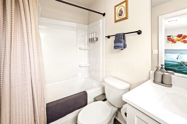 Building Photo - 3938 Winterfield Pl