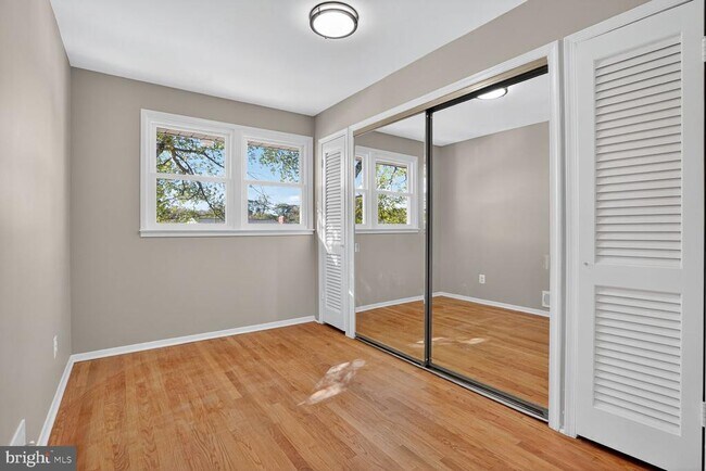 Building Photo - 5307 Kepler Ln