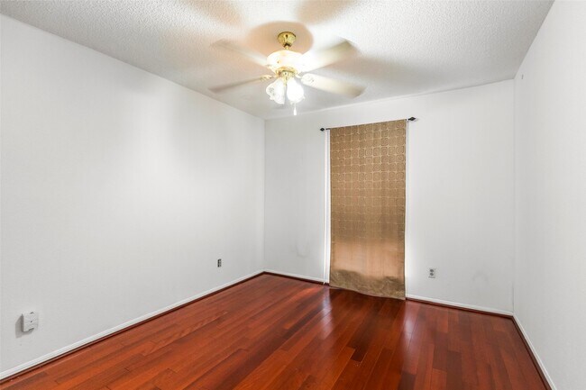 Building Photo - 12550 Whittington Dr