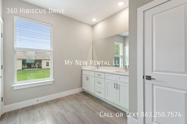 Building Photo - 360 Hibiscus Dr