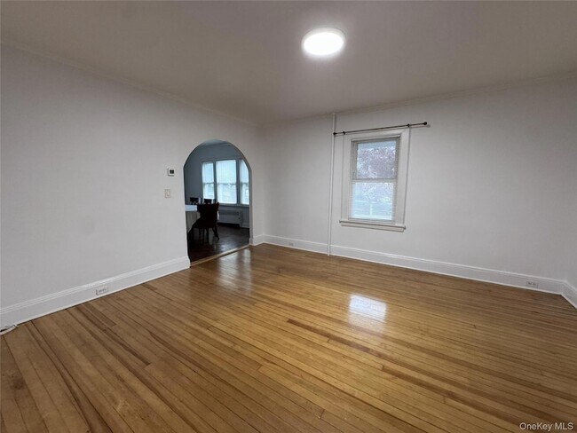 Building Photo - 432 Beach Ave